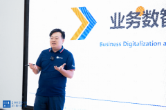 教育机构正在聪慧扶植上更为深切