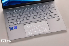 以及3.5mm音频接口、HDMI2.1S和US